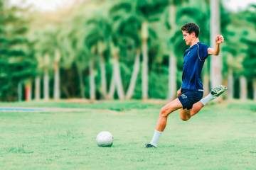 惊叹！松岛美空用莎莎合影做头像，没想到被调侃的却是世界杯亚军（配图示意）